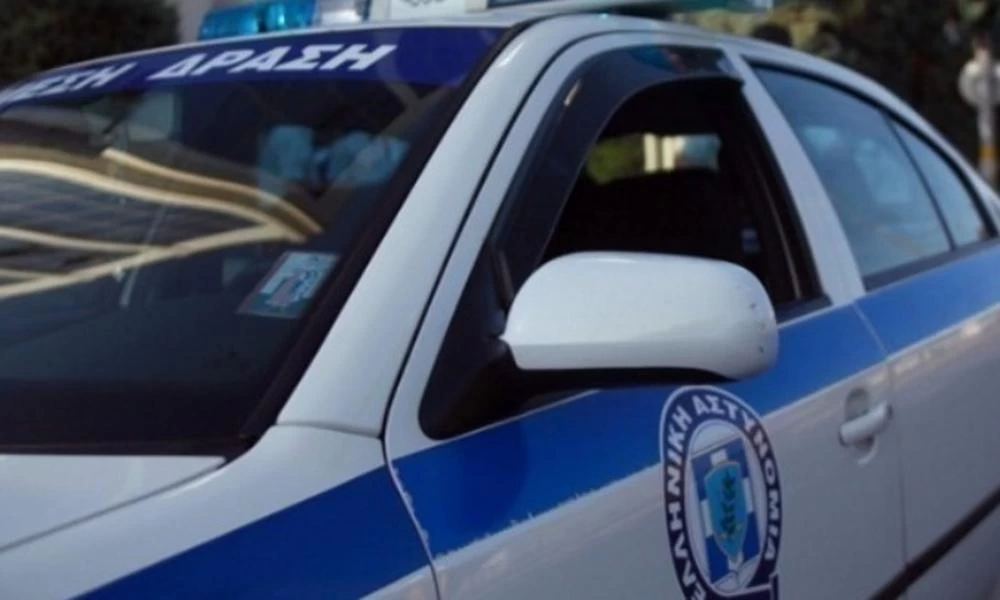 Σύρος: Έκλεβε τμηματικά χρήματα από το σπίτι του γείτονά του